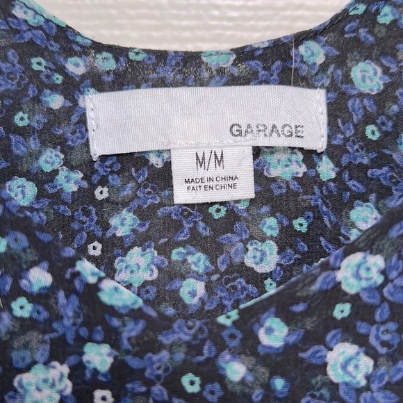 Garage Blue Floral Chiffon Tank Crop Top Women’s Size M - Picture 3 of 4